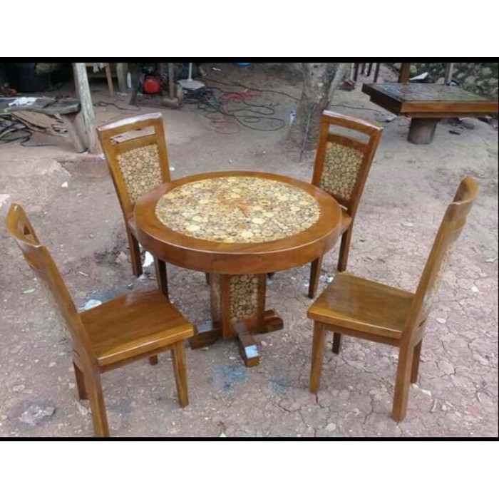 Meja Makan Koin, Meja Bulat & 4 Kursi, Kayu Trembesi