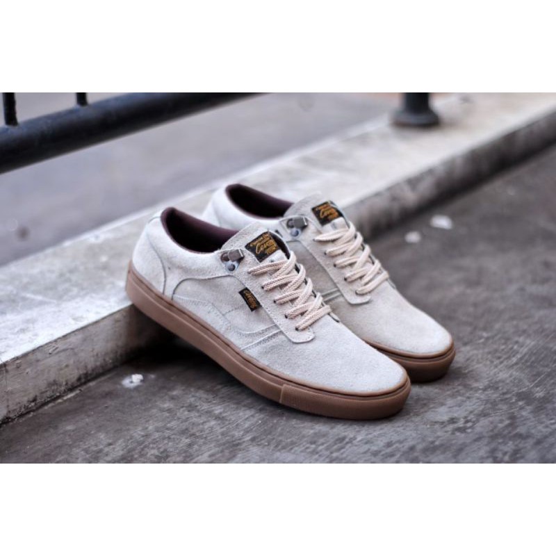 Sepatu Lokal Shoes Lokal Pride Cevany Gordon Cream Gum Suede