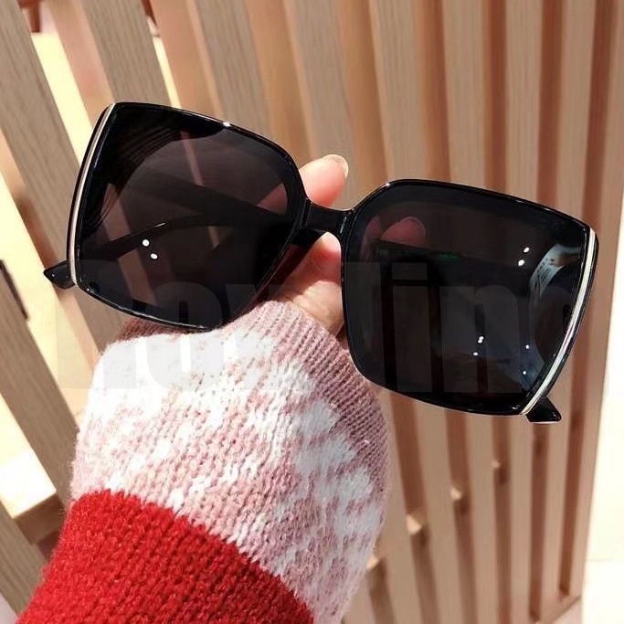 Kacamata Hitam Wanita Frame Besar Sunglasses Korean Fashion Retro Perlindungan Mata dari Debu dan Sinar Matahari Aktivitas Berkendara Motor dan Outdoor