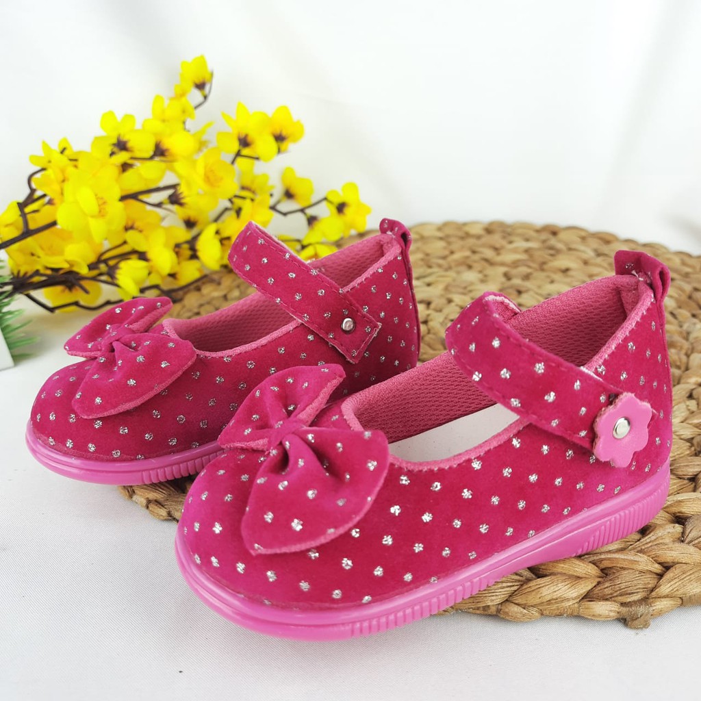 [TAMAN SEPATUKU] SEPATU TRENDY MURAH ANAK PEREMPUAN PITA SOL BUNYI CIT-CIT 1 2 3 TAHUN SAX01