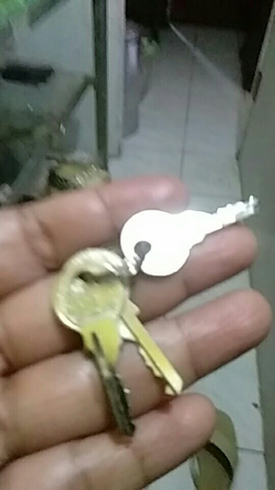 Gembok 38 - 40 Mm Gagang Leher Pendek/ Gembok Rumah/ Kamar/ Pagar