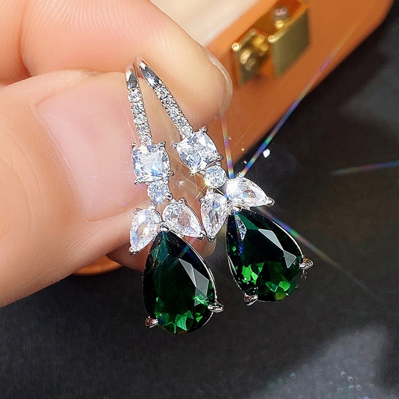 Anting Tusuk Gantung Wanita Bentuk Pir Hias Cubic Zirconia Warna Hijau Gaya Elegan Untuk Pestapernikahan