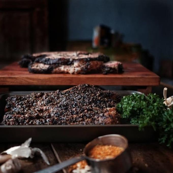 

Smoked Brisket 500 gram dengan side dish ---Termurah---