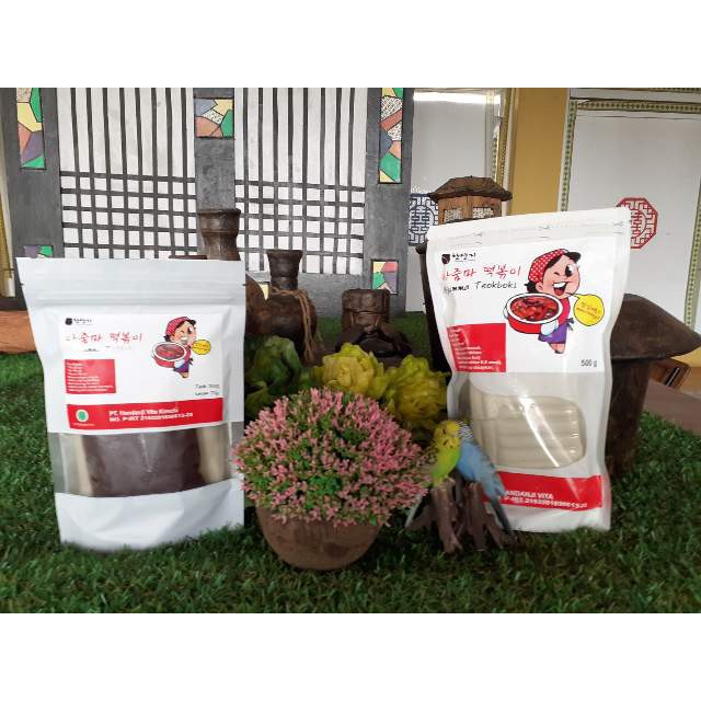 

Ajumma Teokboki termasuk Bumbu, 4 set / 800g
