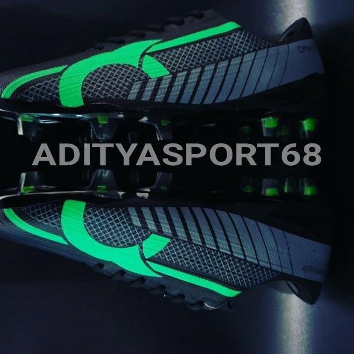 Keluaran Terbaru.. SEPATU SEPAK BOLA (TERLARIS) SEPATU BOLA PRIA GRATIS KAOS KAKI DAN DEKKER (COD)