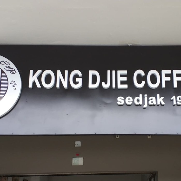 

MINUM-SIAP-DRINK-TO-READY- KONG DJIE COKLAT BUBUK 200GR GRAM -READY-TO-DRINK-SIAP-MINUM.