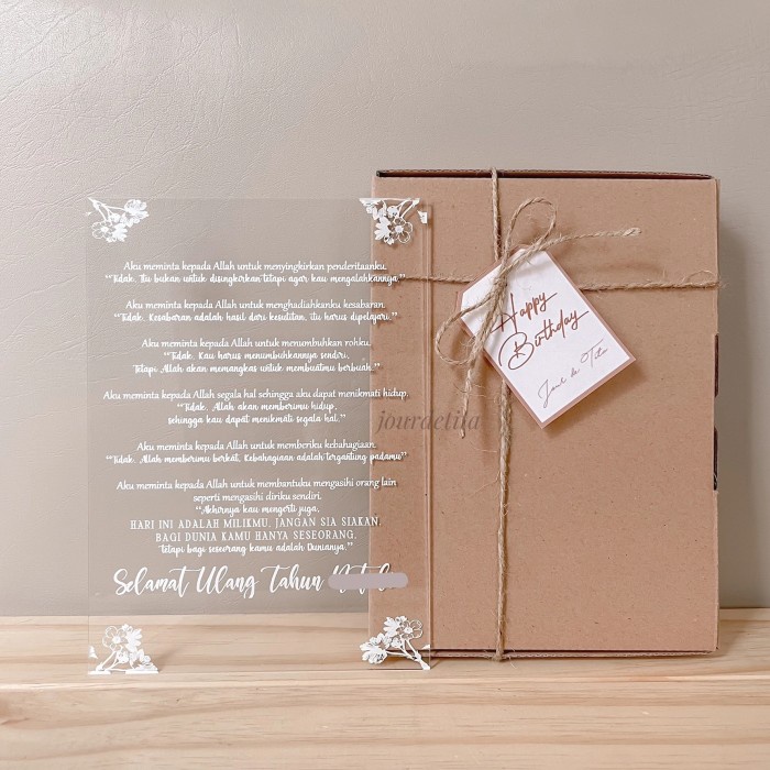 Acrylic custom kartu ucapan undangan hadiah ultah anniv pesta bunga - Text
