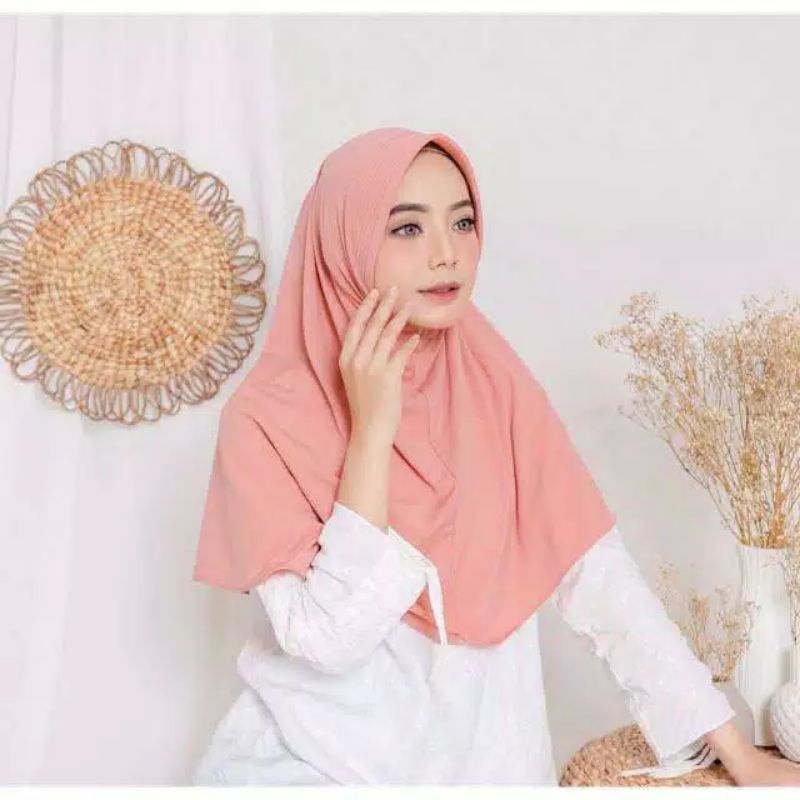 BERGO OVAL POLOS JERSY PREMIUM/ KERUDUNG PET INSTAN (SIZE L)