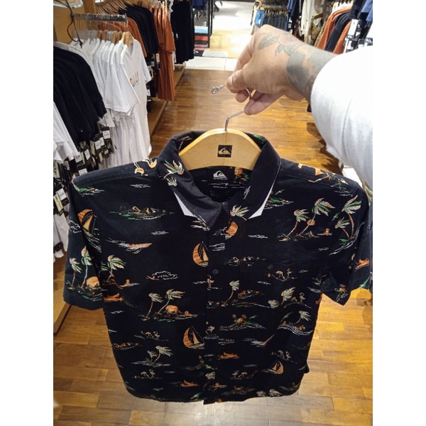 new arrival baju kemeja quiksilver original v466