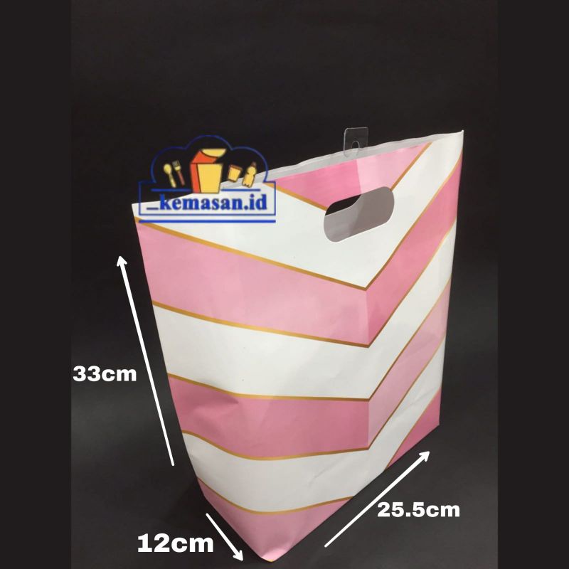 

TAS KERTAS PREMIUM M UK22,5x12x33 PLONG (NAVY/PINK)