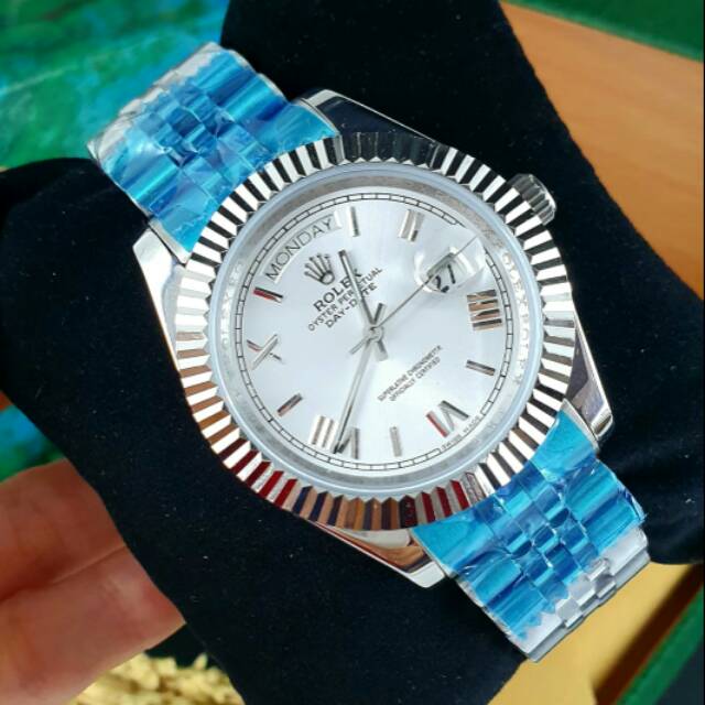 JAM TANGAN COWOK/CEWEK ROLEX KW SUPER AUTOMATIC RANTAI TERBARU ELEGANT HARGA BERSAHABAT..