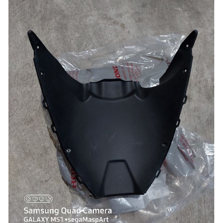 Cover front lower dek penahan lumpur Paruh paru PCX 160 K1Z 2021 Original