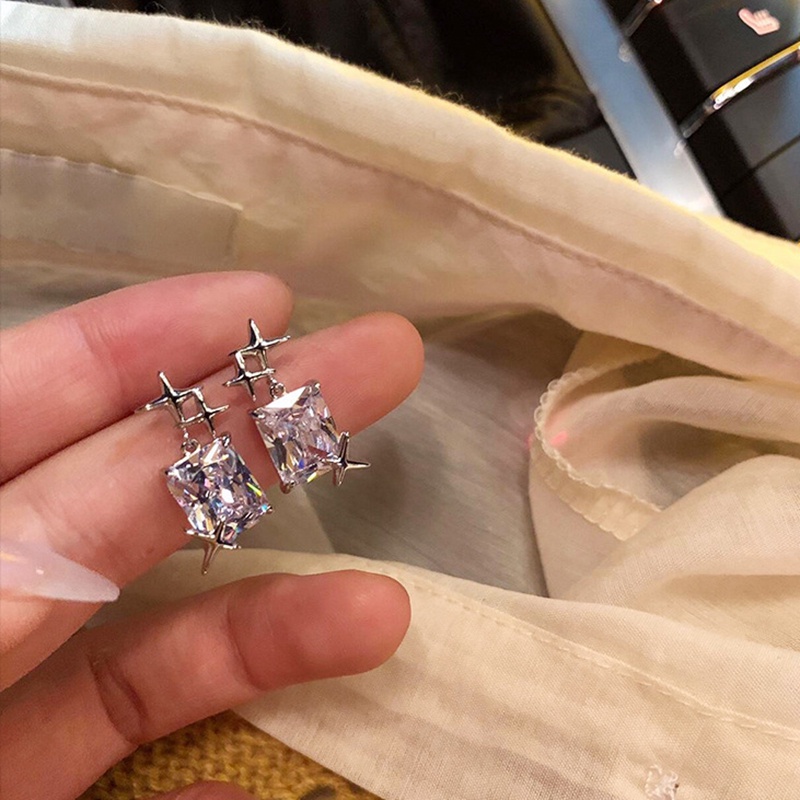 Anting Tusuk Bentuk Kotak Motif Bintang Transparan Untuk Wanita