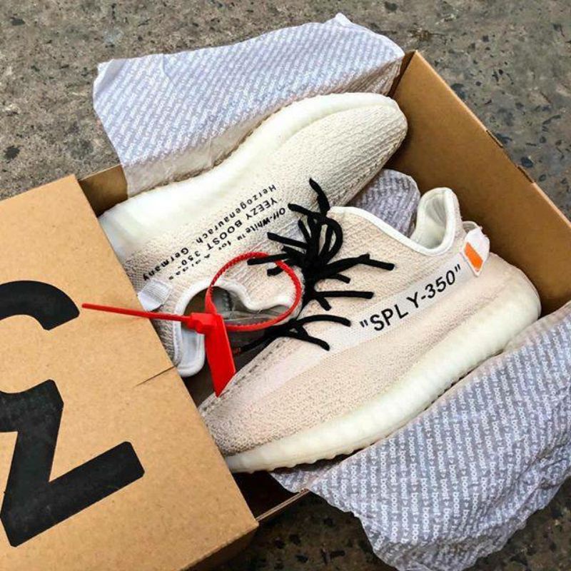 Harga Adidas Yeezy Boost 350 V2 X Off White Terbaru Maret 2024