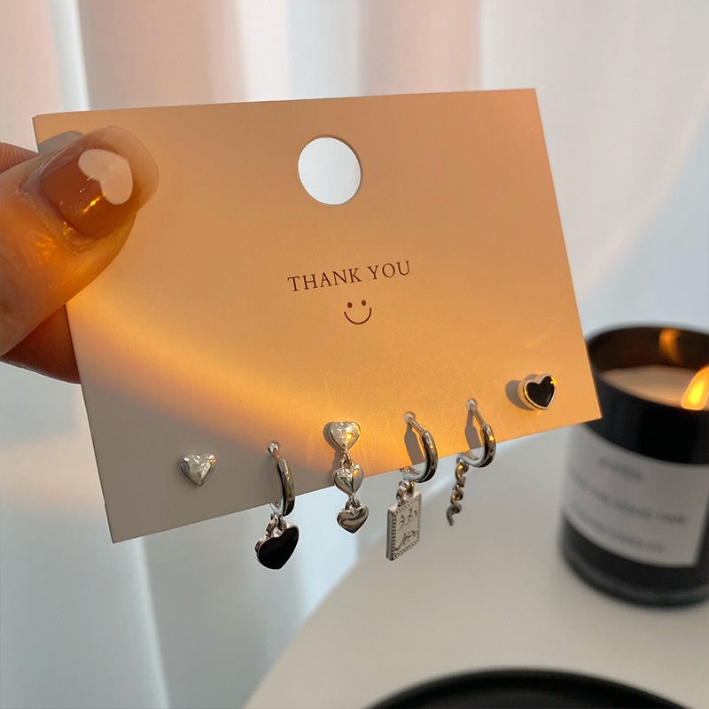 Anting Stud Rantai Drop Oil Bentuk Hati Salib Beruang Bahan 925 Silver Untuk Wanita
