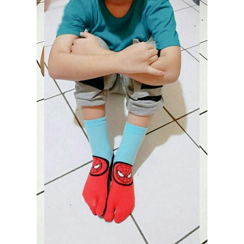 Kaos Kaki Jempol Anak Laki2/Cowok Motif Kartun Superhero, Superman, Batman, Spiderman, Captain America, Iron man (Murah, Panjang, Tapak Hitam)