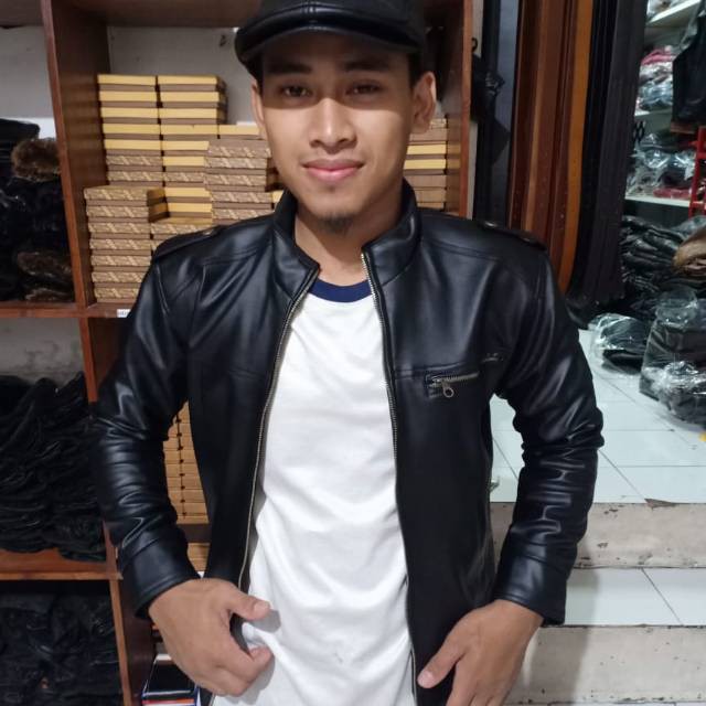 Jaket pria semi kulit Jeket Kulit Sintetis