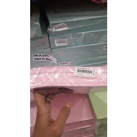 

Kertas HVS Warna Pink