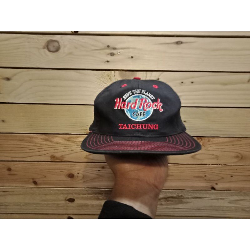 Topi HARD ROCK Cafe Taichung Snapback (Bekas/ Second)
