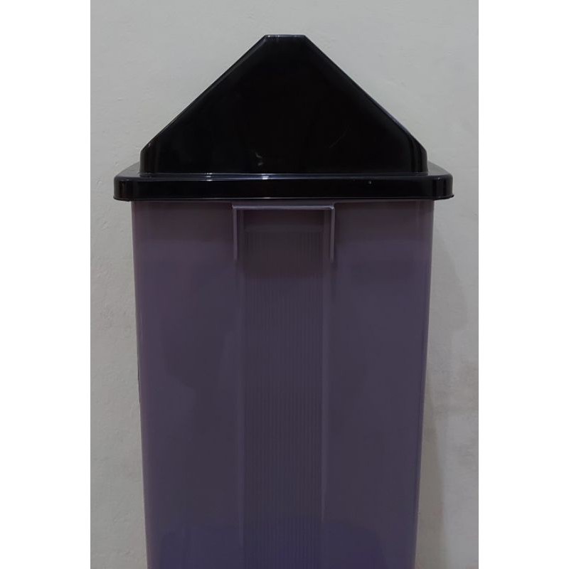 Tempat Sampah + Tutup Komet Star 42 Liter