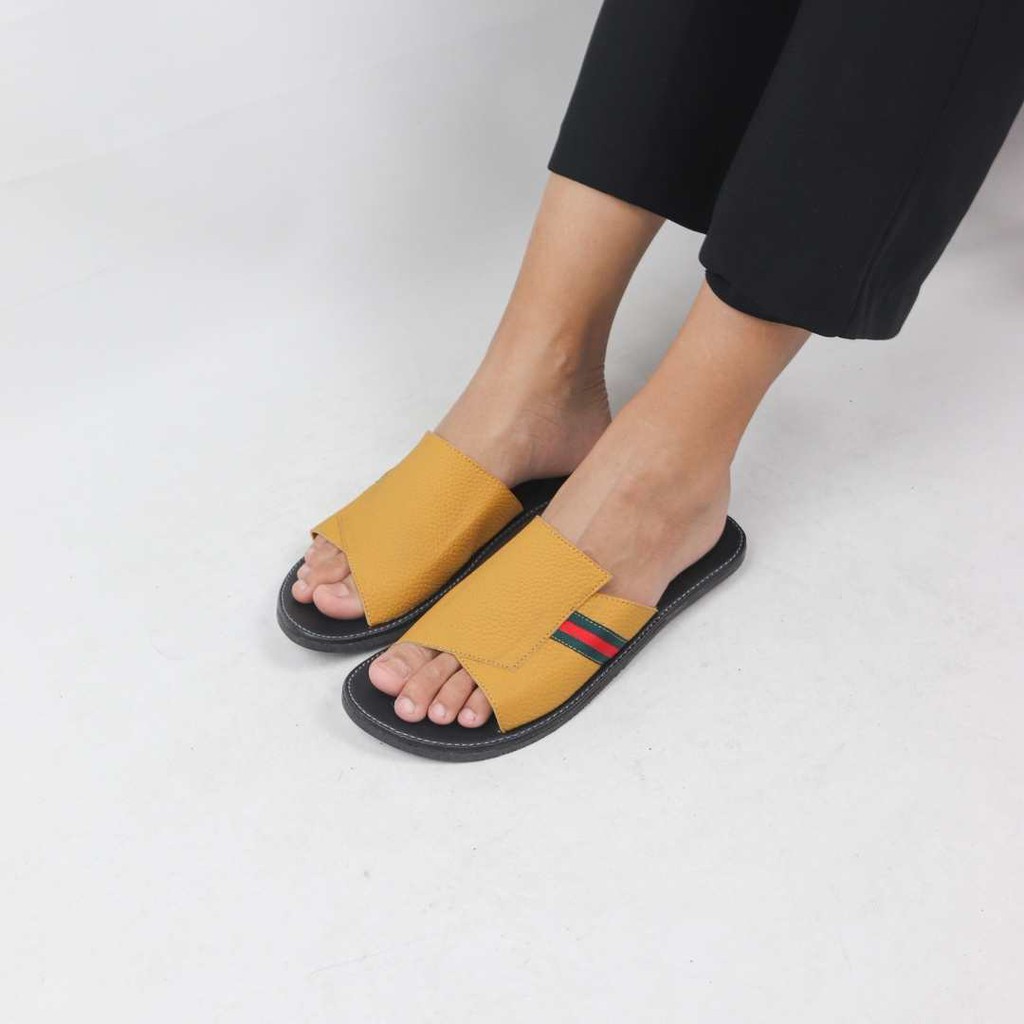 Sandal Papirut Look Up Sandal Wanita Papirut Murah Bisa COD Sandal Kulit Kokop Best PSHCSA - CASSIA