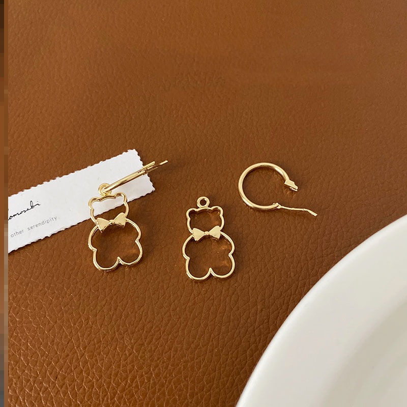 Anting Beruang Logam Busur Lucu Aksesoris fashion Korea Wanita