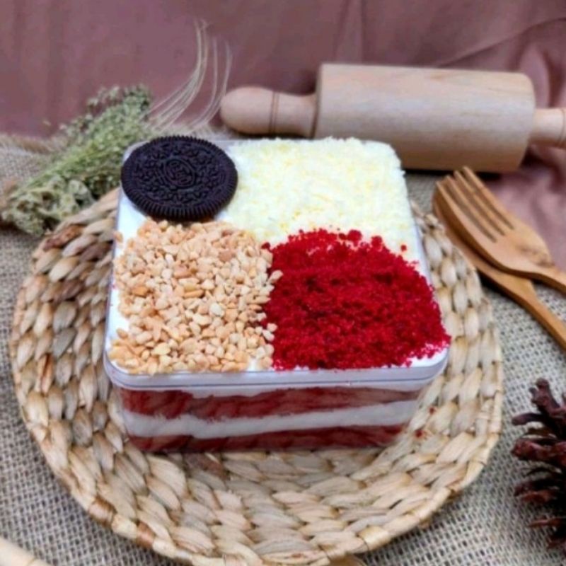 

Red Velvet Mix Topping Dessert Box 500Ml MURAH BANGETT { Brownies Lumer }