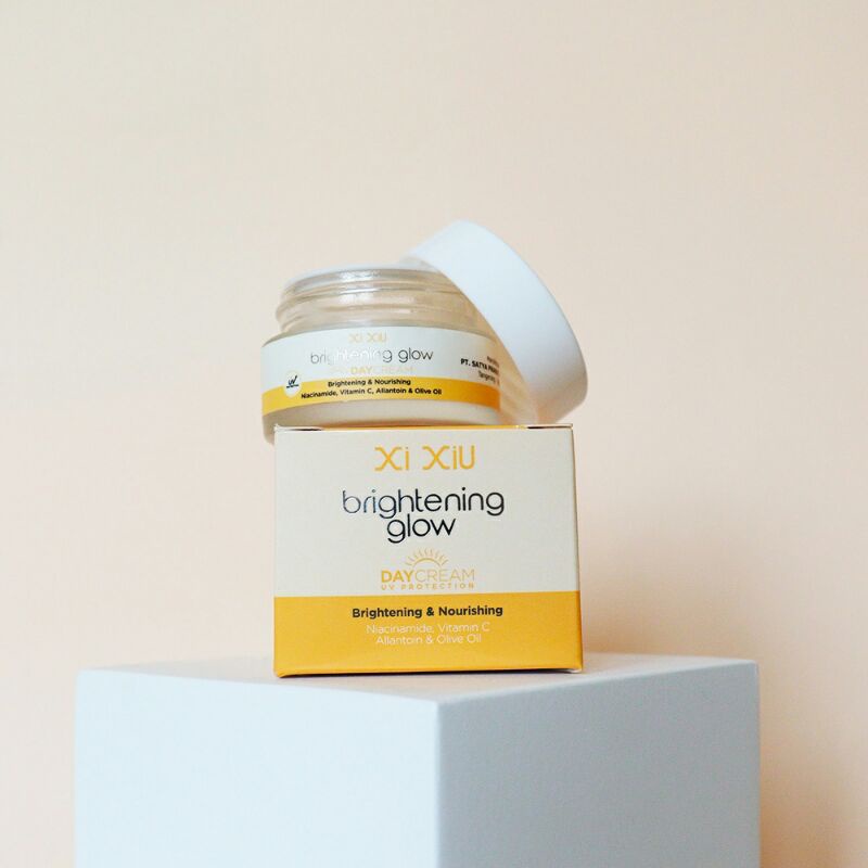 XI XIU BRIGHTENING GLOW DAY CREAM