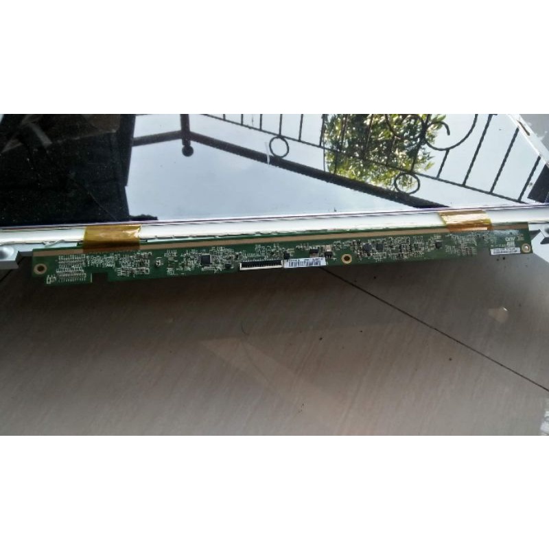 TCON TOSHIBA 24PB1E 24PB2E