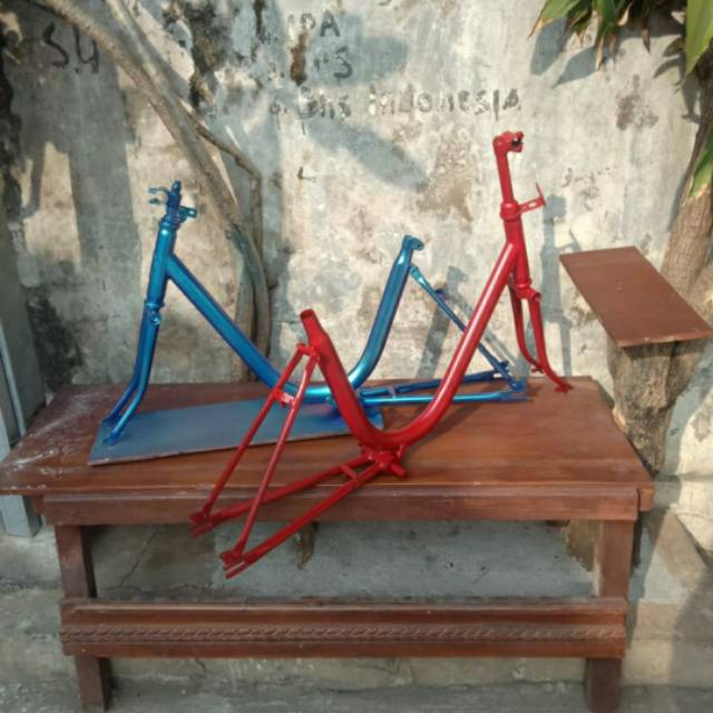 Frame Minion 20" Merah