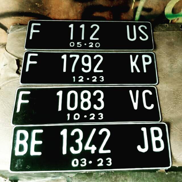 Plat nomor mobil asli