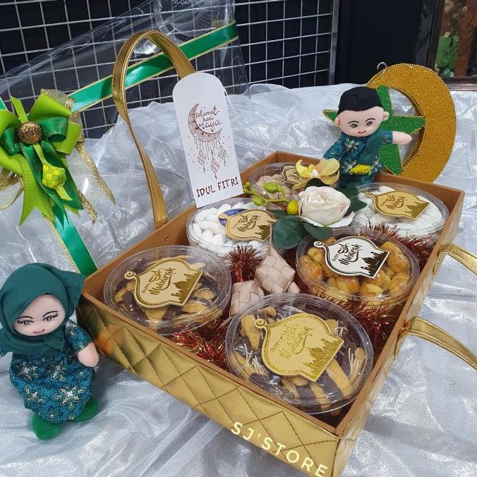 

PAKET BOX HAMPERS LEBARAN KUE KERING TOPLES MURAH 5 FVV54DC41
