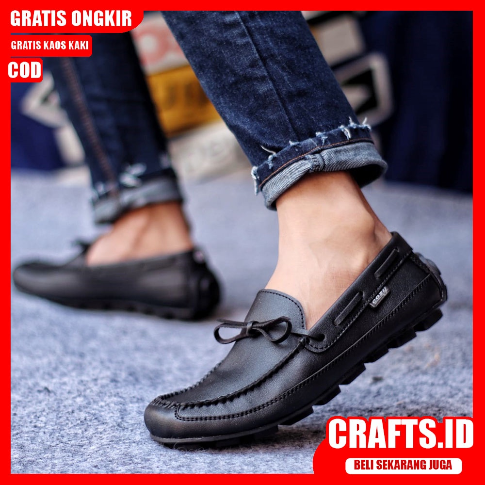 HOUSTON Sepatu Slip On Pria Kulit Asli Sepatu Pria Casual Pantofel Kerja Sepatu Kasual Santai Kuliah Kondangan Semi Formal Gaya Keren Kekinian