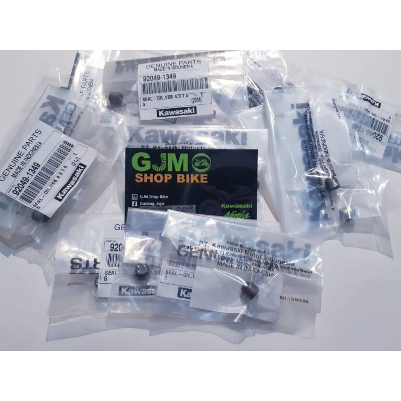 SEAL KLEP/SIL PAYUNG KLEP KAWASAKI NINJA 250 FI/KARBU