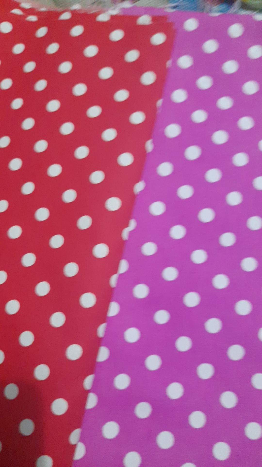 Bahan Kain Sprei Disperse Mikrotex Motif Polkadot Meteran