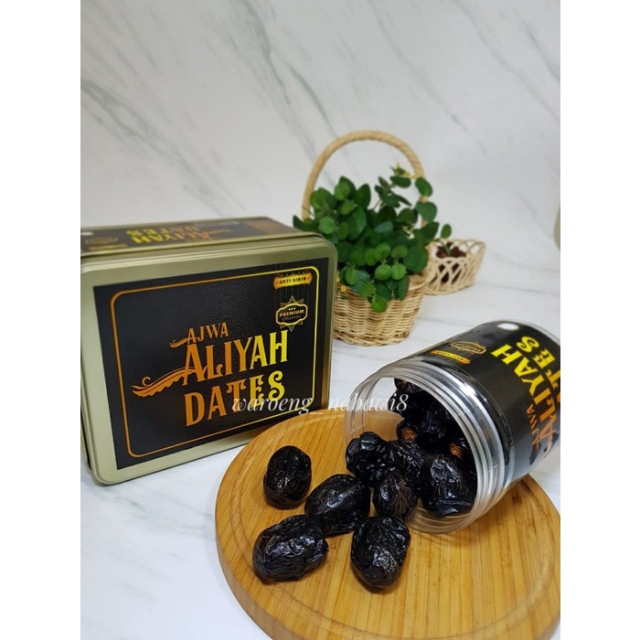 

Kurma Terbaru - Kurma Ajwa Aliyah Royal / Anti Sihir 1Kg