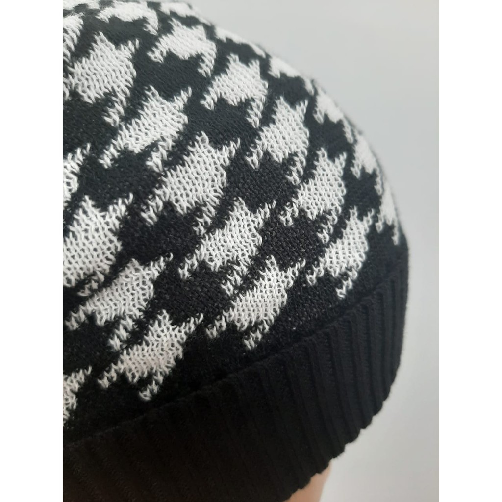 Beanie Houndstooth / Kupluk Rajut Houndstooth / Knitted Hat Houndstooth