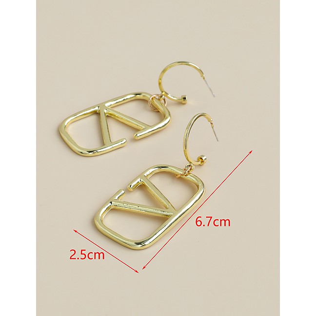 LRC Anting Tusuk Fashion Golden Alloy Hollow Letter Earrings P16545