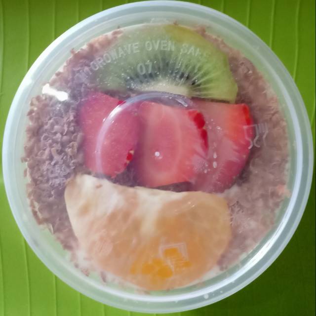 

Salad buah topping cokelat 300 ml