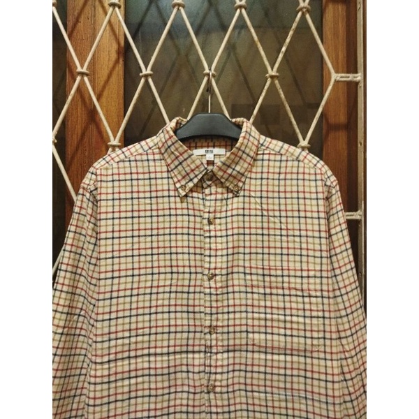 kemeja flannel uniqlo second original L kemeja kasual pria murah terlaris