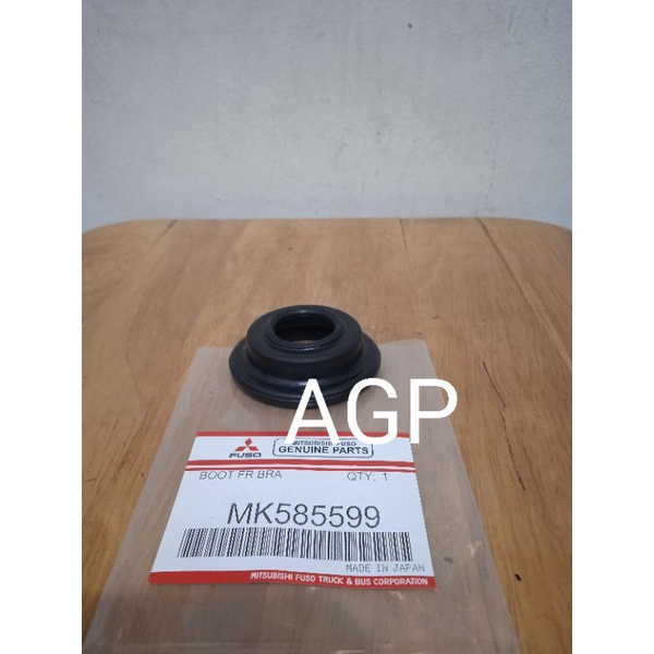 Karet Tutup Abu Depan Canter HDX MK585599