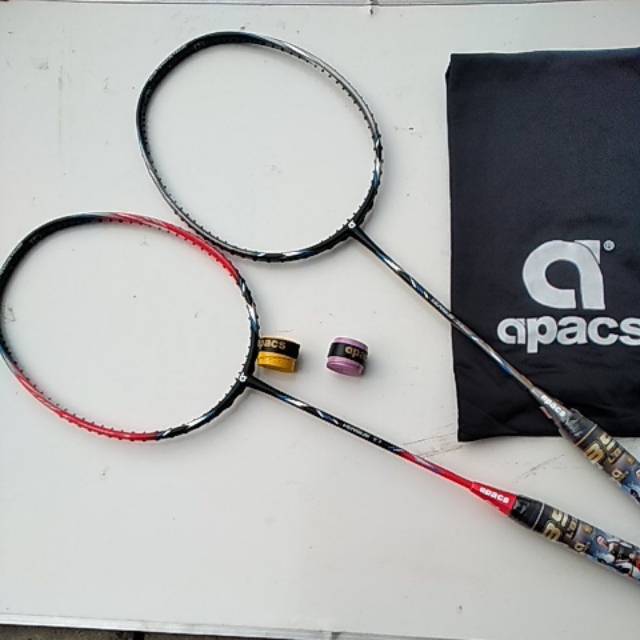 Raket Apacs VERSUS 77 35lbs