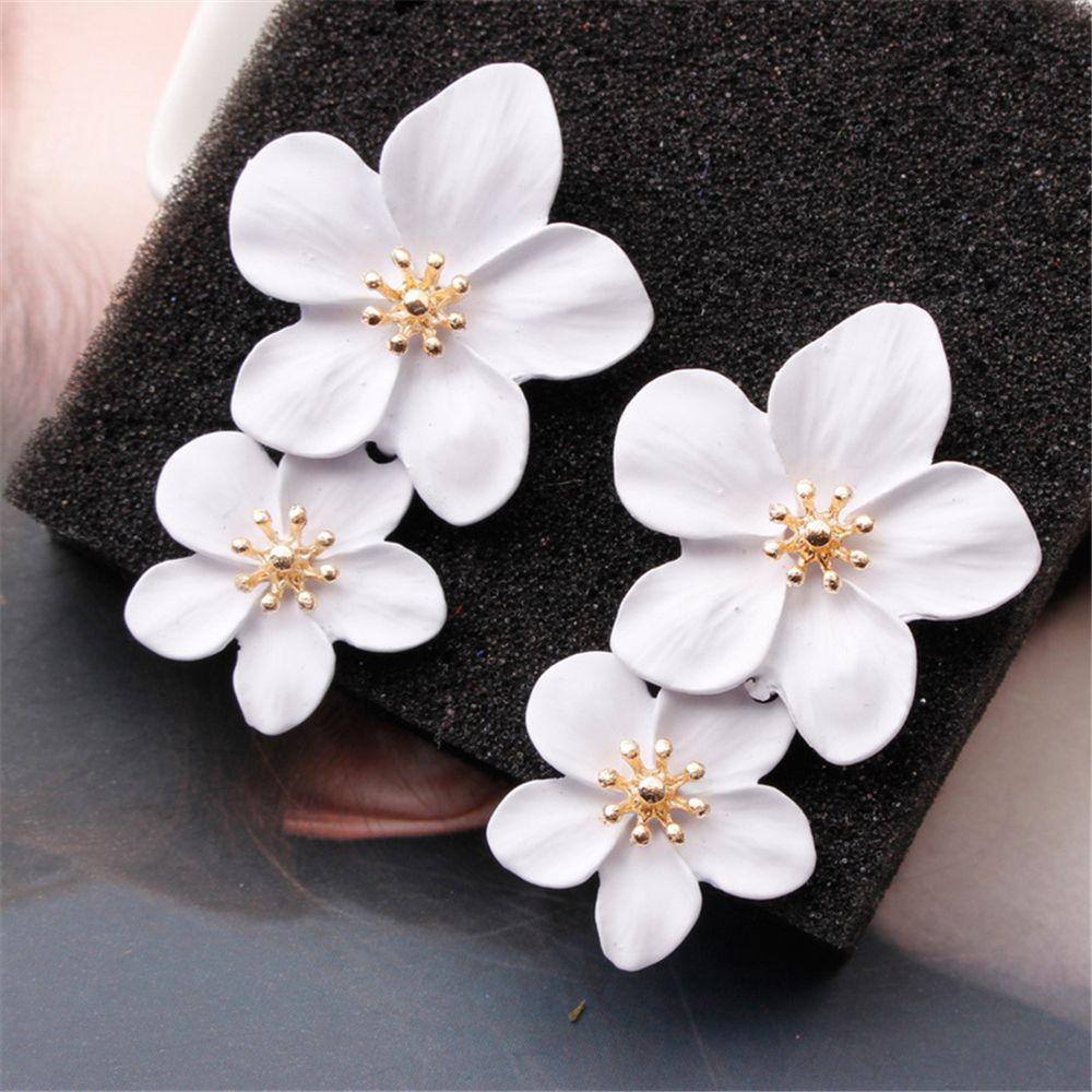 R-flower Earrings Maiden Sense Earrings Wanita Trendi Emas Desain Sederhana Berlian Berlian Berlian Imitasi Stud