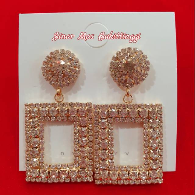 Anting pengantin mata, anting hijab