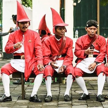 Kaos Kaki Karnaval Drum Band Paskibraka Kirab Bregodo Pawai Prajurit Panjang 55cm