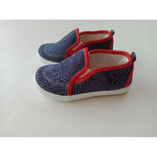 Sepatu Bayi Laki Laki Umur 2 Tahun Berbagai Tahun Sepatu Bayi Laki Laki Umur 2 Tahun Berbagai Tahun