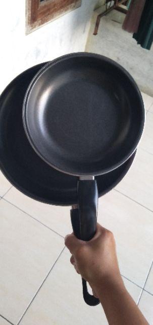 Frypan Set 2 Pcs 18cm Dan 23cm  Wajan Fry Pan Murah