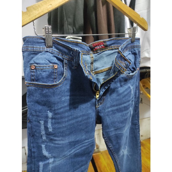 GRATIS ONGKIR CELANA JEANS PRIA  SOBEK RIPPED CAKAR LASER DISTRO KEREN