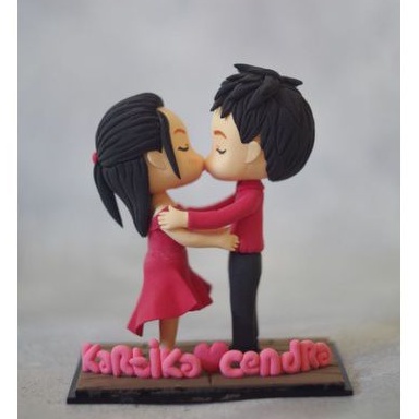 Wedding gift boneka clay doll