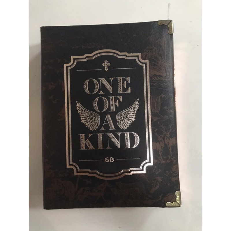 G DRAGON One Of Kind cd